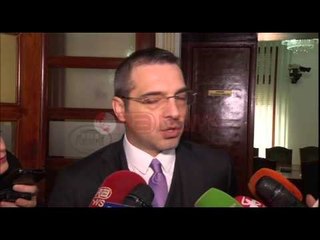 Emigrantët shumë afër Shqipërisë, Tahiri: S’jemi imunë, kemi forcuar kufirin jugor