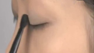 EASY Beginners - Eye Makeup Tutorial