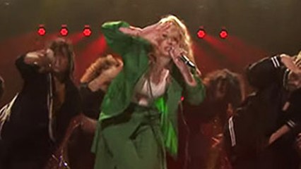 Iggy Azalea BLOWS AWAY LIVE Performance 'Team' On Jimmy Fallon