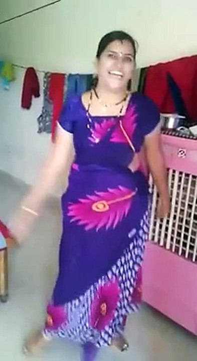 indian woman dance in room