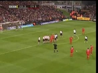 Liverpool FC - Xabi Alonso VS Fulham