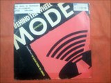 DEPECHE MODE.(BEHIND THE WHEEL.(EXTENDED REMIX.)(12''.)(1988.)