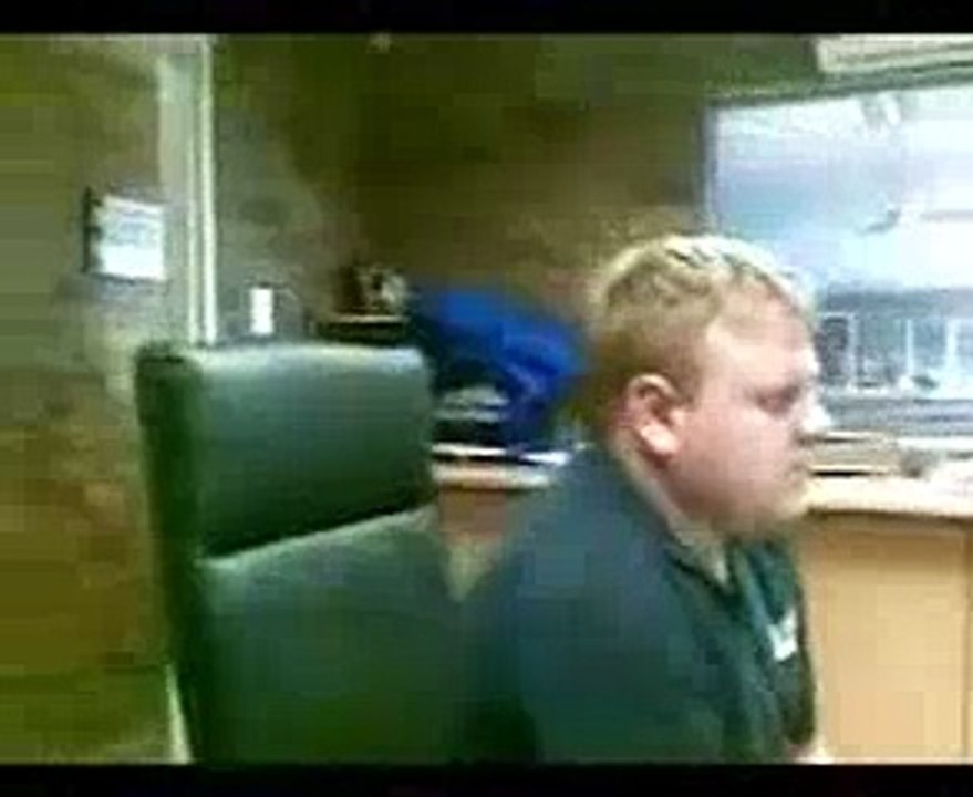 Friend_Scared_Friend - Funny Videos