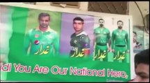 Watch People Anger on Pakistani Team, CHITROLLING OF TOMATOES ON PAKISTANI TEAM