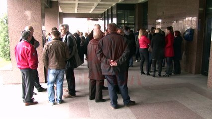 FIllon greva e administratoreve ne Gjyqesor