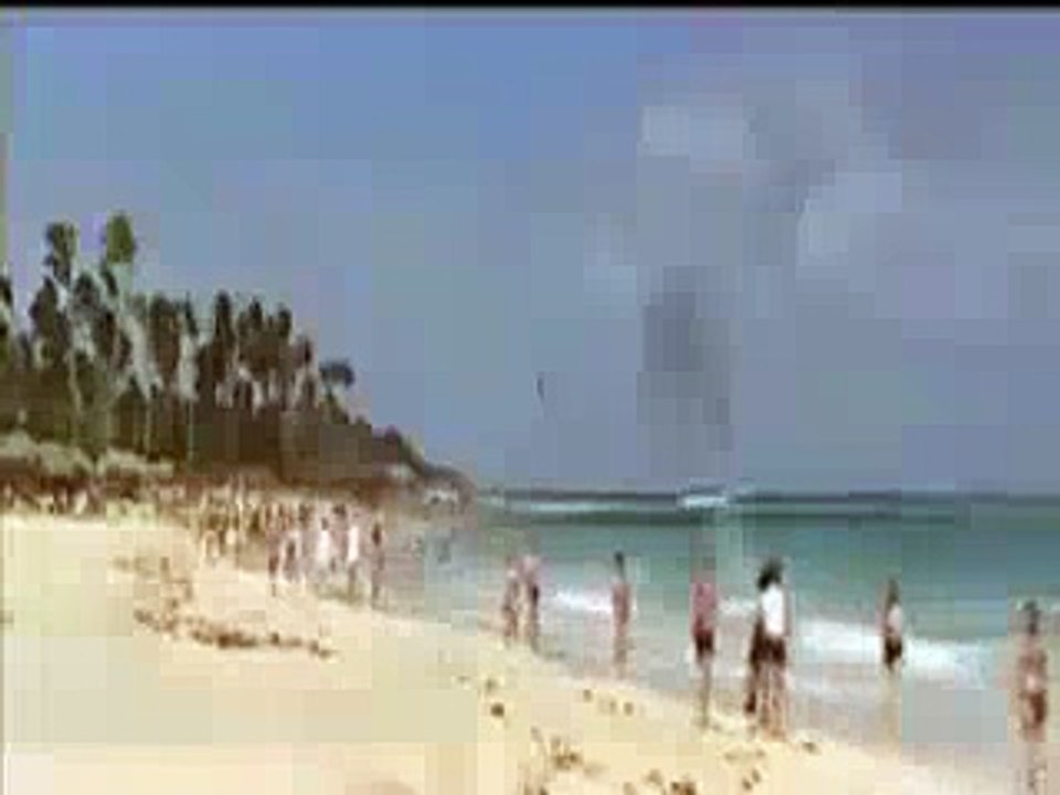 Girls_Lose_B-kini_Beach_Very_S-xy_Funny - Funny Videos