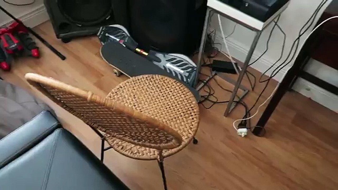 SMALLEST Gaming Room Setup In The WORLD - Gaming Setup Tour 2015 38