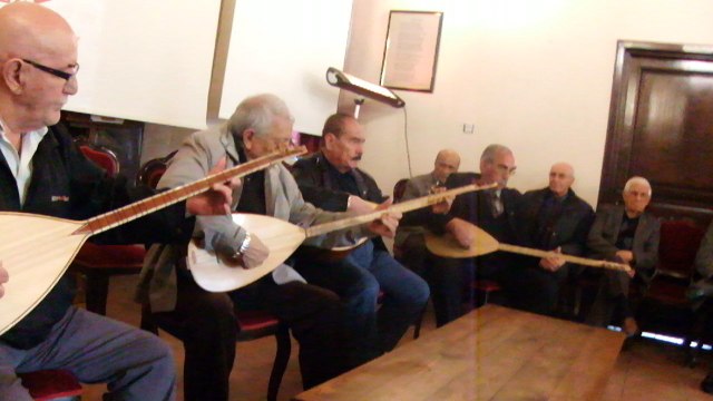 BU GÜN AYIN IŞIGI FERFENE , ( Haluk Balaban Arşiv )