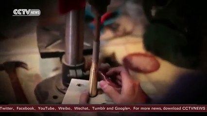 بالفيديو.. رغبة فى السلام.. كولومبيا تحول طلقات الرصاص لأقلام جاف