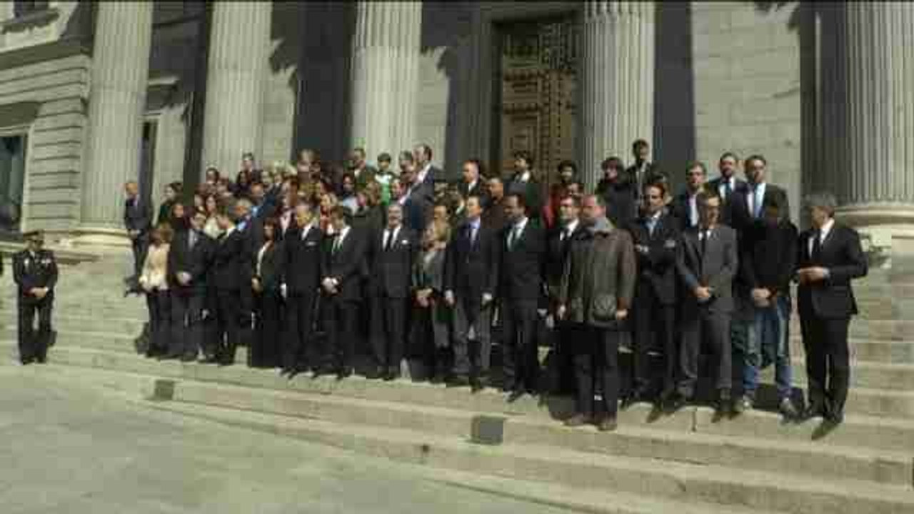 Minuto de silencio en el Congreso por los atentados de Bruselas