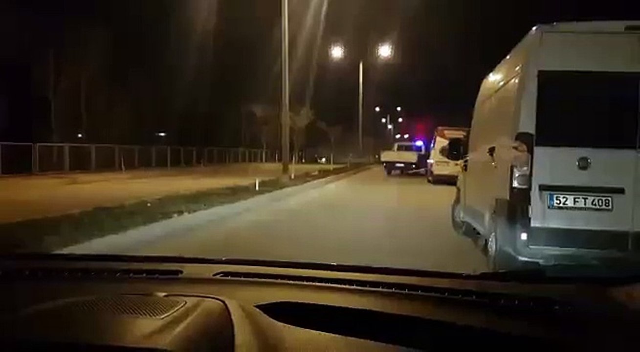 Van'da 1 araç yandı