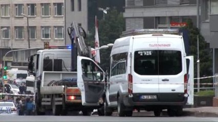 Mecidiyeköy'de Terör Şüphesiyle Aranan Minibüste İnceleme Tamamlandı