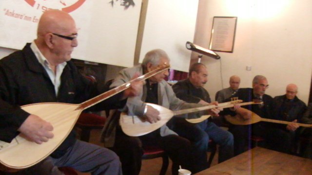 Sürüler içinde Sürmeli Koyun.