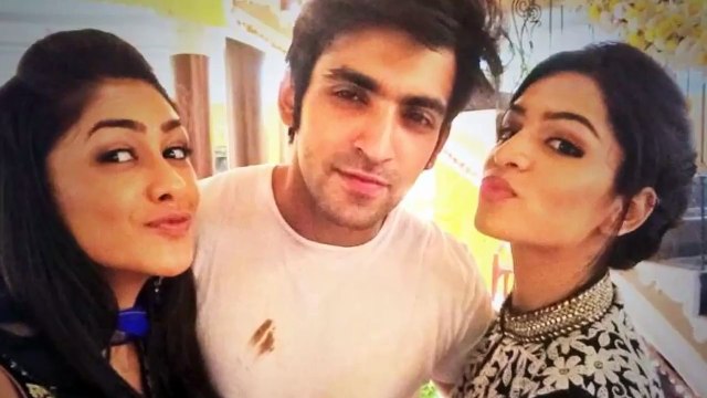 Kumkum Bhagya - Bulbul aka Mrunal Thakur is Back in the Show_