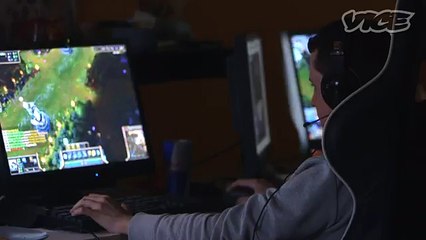 The Celebrity Millionaires of Competitive Gaming (Full Length) 79