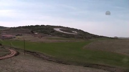 Yozgat'ta Kalsit Taşıyla Dev Ay Yıldız Yapıldı