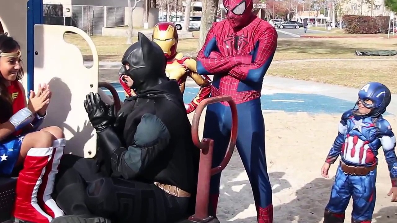 Marvel Vs DC (Avengers Battle) Spiderman Captain America Iron Man Civil War Batman Wonder Woman Toys