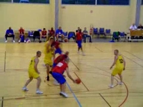 CHAMPIONNAT DE FRANCE DE BASKET AU CREPS. 02