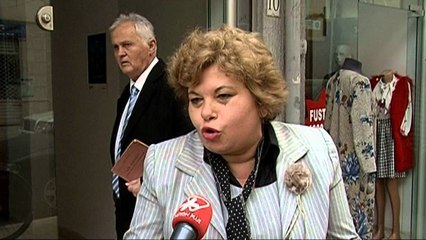 FATURA E RE E UJIT PER TIRANEN, PENSIONISTET KUNDERSHTOJNE TAKSEN E ARSIMIT LAJM