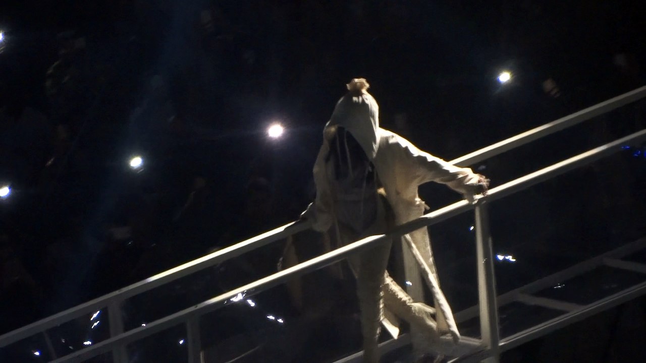 "Woo" by Rhianna