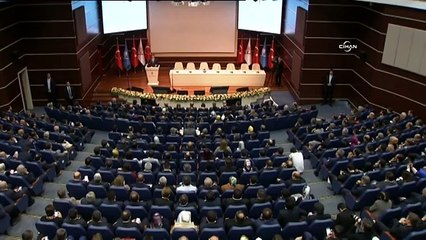 Davutoğlu: Hendekler, çukurlar Türkiye'yi dize getiremeyecek