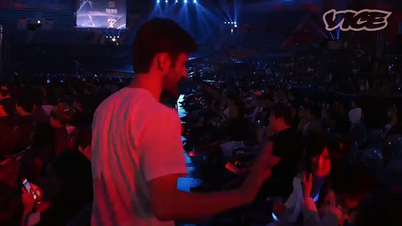 The Celebrity Millionaires of Competitive Gaming (Full Length) 115