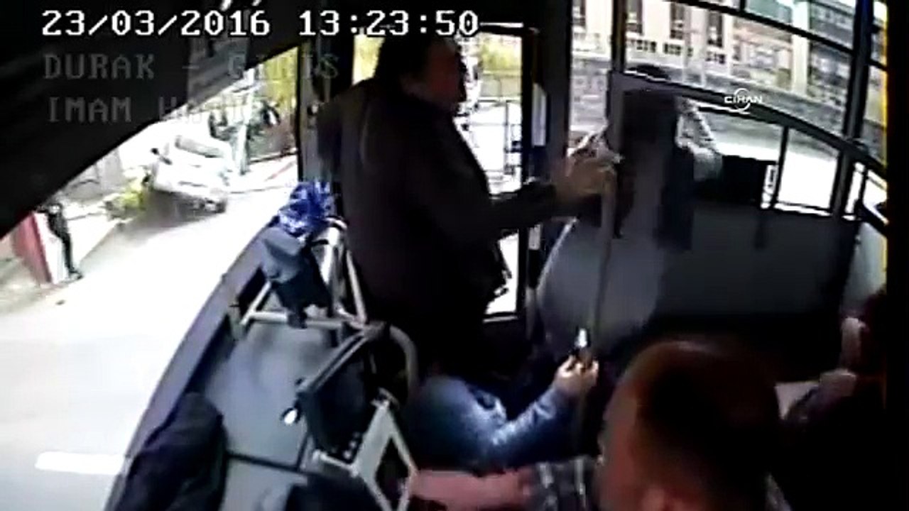 Kaza anı kameraya yansıdı