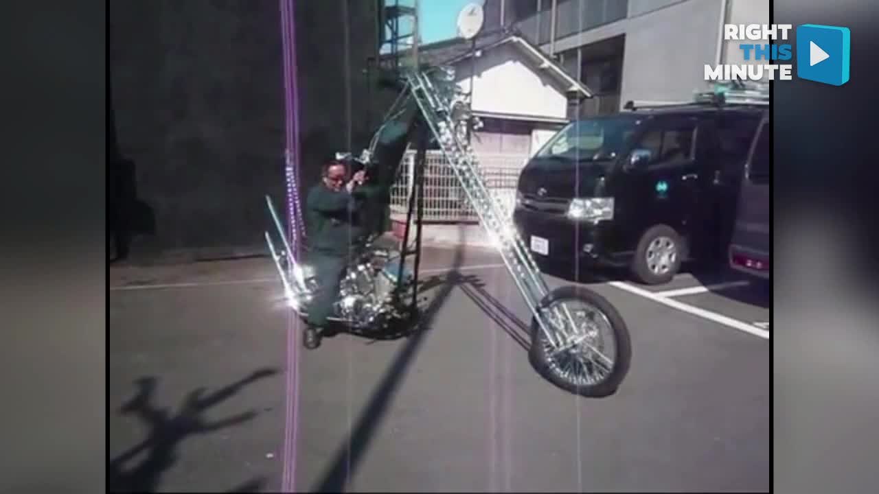 Custom Built Motorcycle in Japan Defies Logic