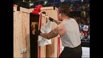 Impossible: the moment of Undertaker opening Big Box gift