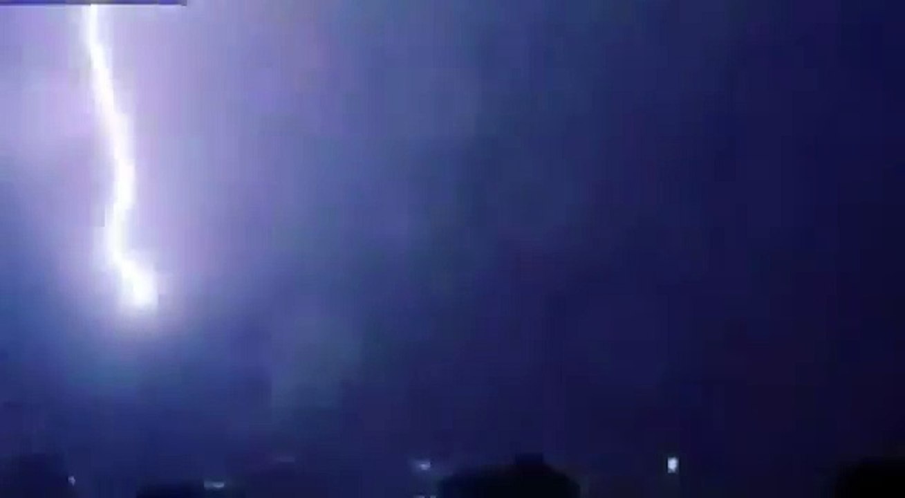 Lighting Strike Trump Tower in Chicago