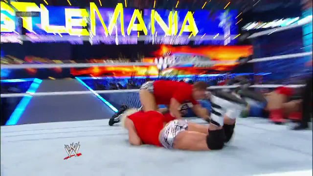 Eve gives Zack Ryder a low blow WrestleMania XXVIII