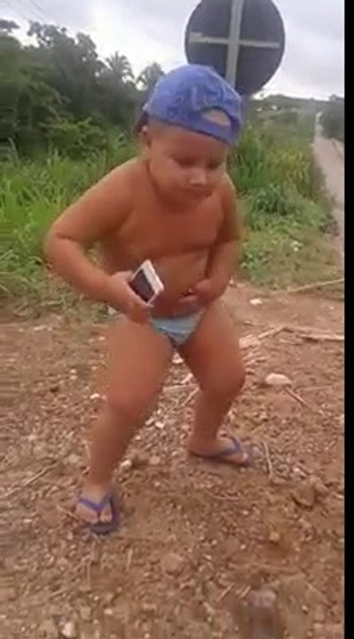 hahahah very funny video.