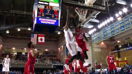 Les highlights du match à 30 points et 18 passes de Russ Smith avec les 87ers