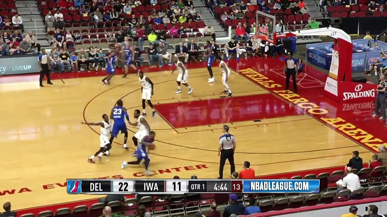 Les highlights des 50 points de Russ Smith face au Iowa Energy
