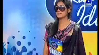 SUPER INSULT OF GIRL IN PAKISTAN IDOL WATCH MUST