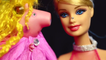 Свинка Пеппа. Мультик с игрушками. Модный показ у Барби. Видео с куклами. Peppa Pig. Fashion.