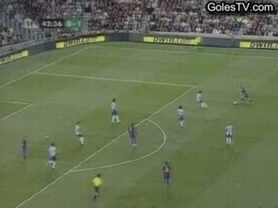 Mano de dio par Messi
