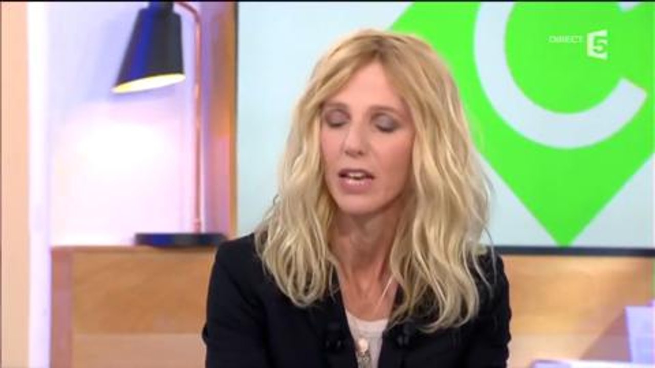 Sandrine Kiberlain remontée contre Guillaume Gallienne dans "C à Vous"