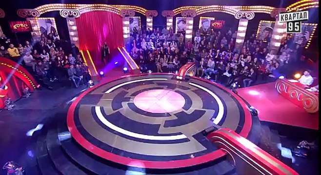 +10 000 - Очень странная гопница - Рассмеши комика 2016