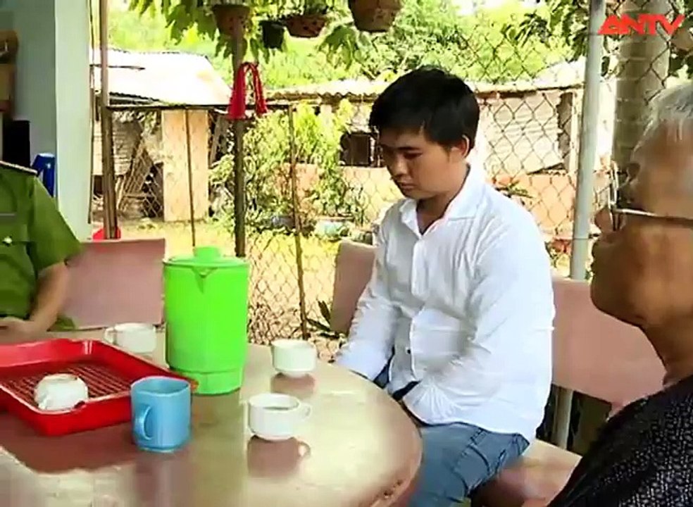 Bí ẩn vụ vợ Bí thư xã giết người, đốt xác – Hành Trình Phá Án Mới Nhất 2015