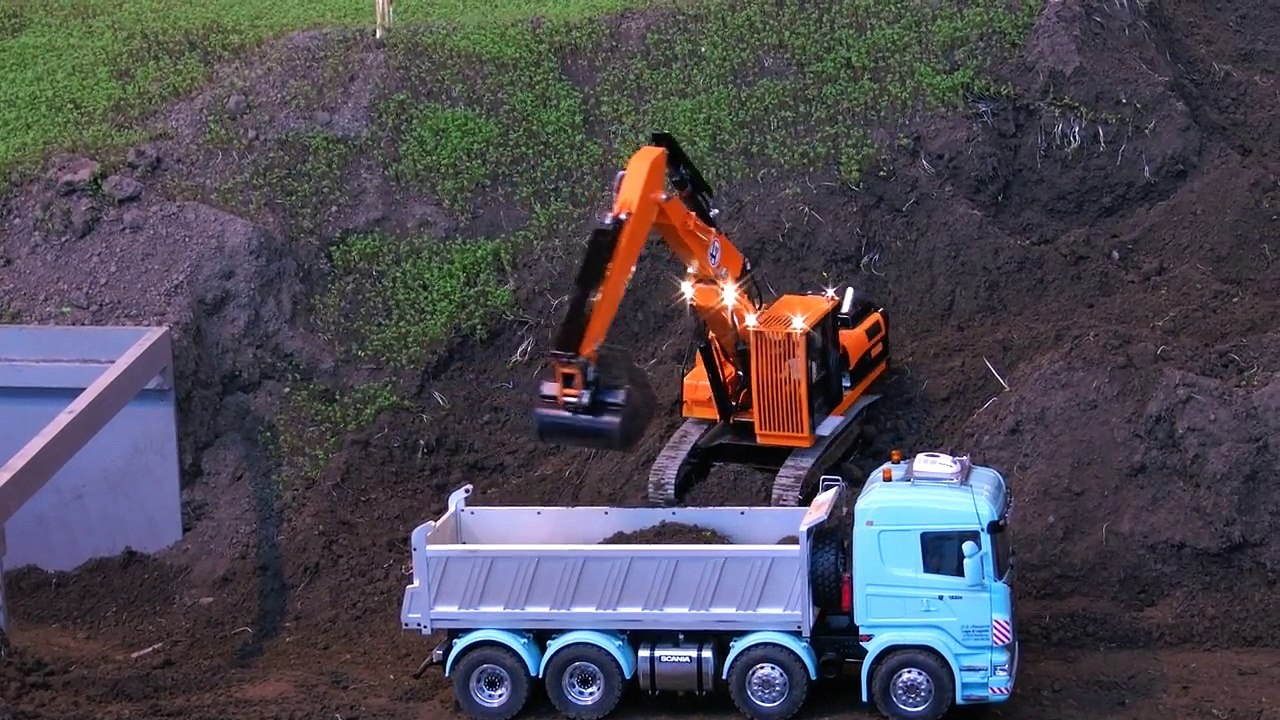 RC SCALE MODEL CONSTRUCTION MACHINES AND RC TRUCKS - 720P HD