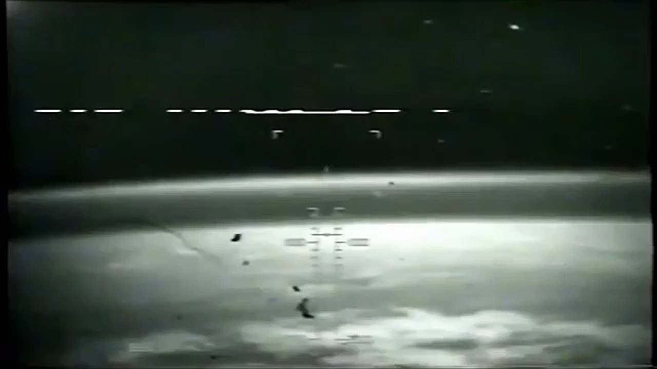 UNDENIABLE: UFO Fleet Sighting In Space Leaving The Earth