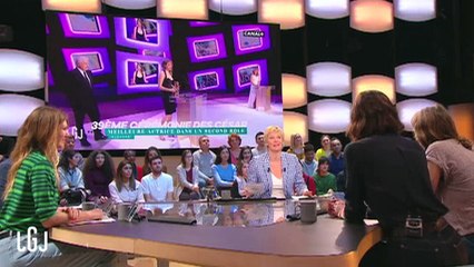 Adèle Haenel très émue au "Grand Journal"