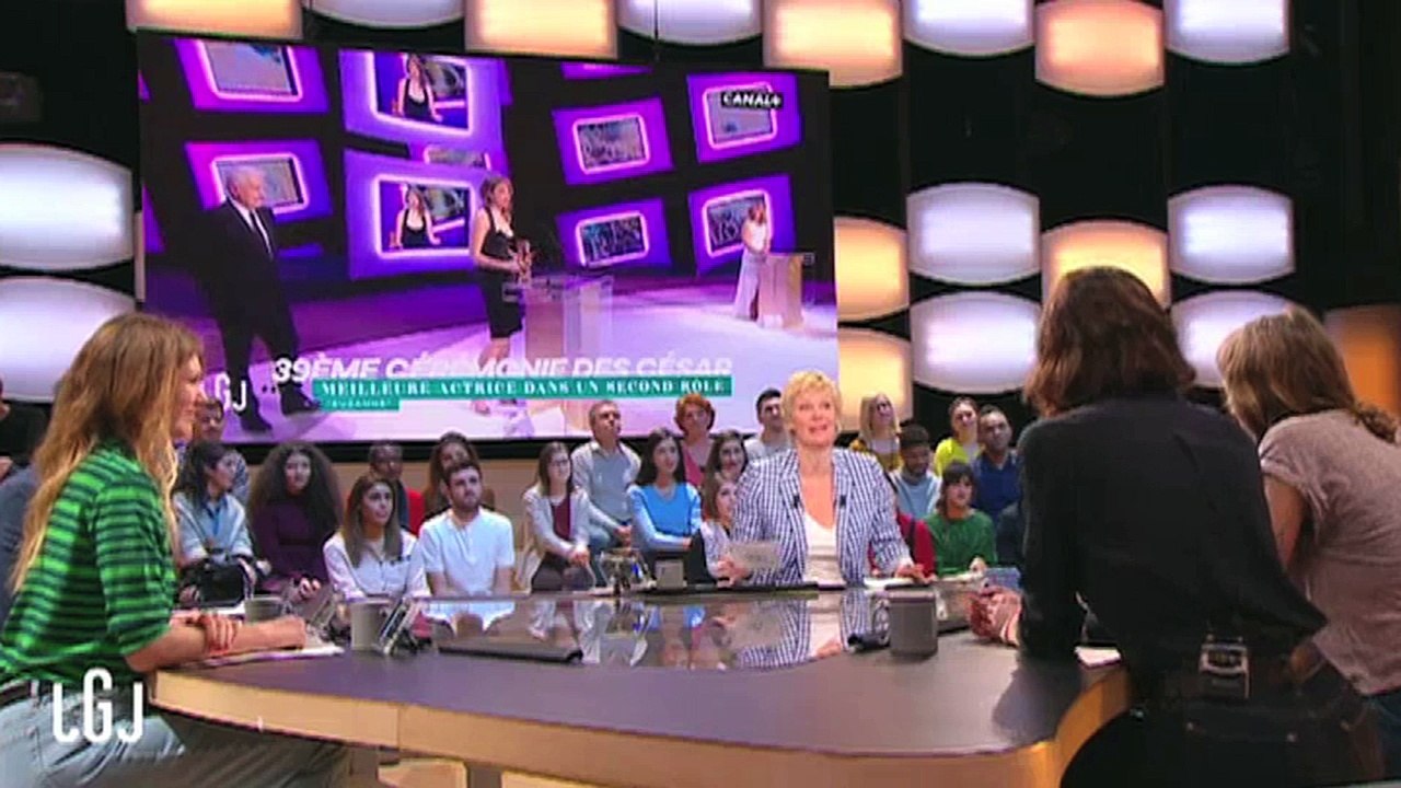 Adèle Haenel très émue au "Grand Journal"