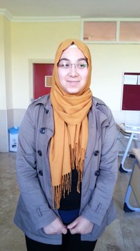 NAMAZDAYKEN SECDE DE GÖZLER AÇIK MI OLUR KAPALI MI ?