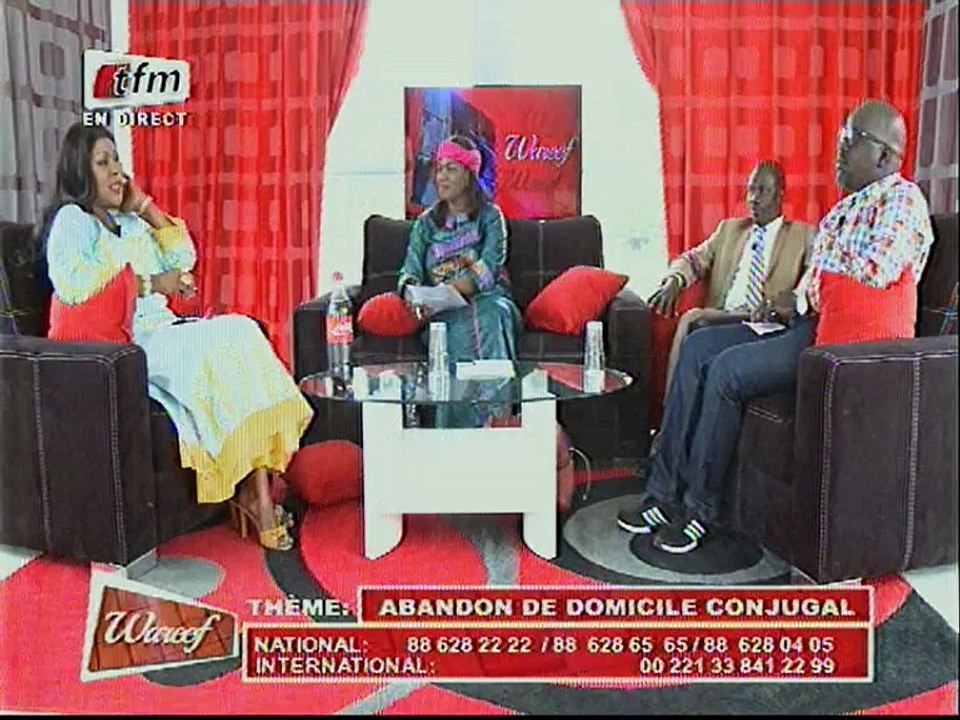 à Mourir de Rire!! Homme et Femmes...Qui est Bluetooth et qui est Wifi...Regardez!!