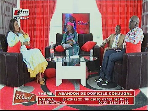 à Mourir de Rire!! Homme et Femmes...Qui est Bluetooth et qui est Wifi...Regardez!!