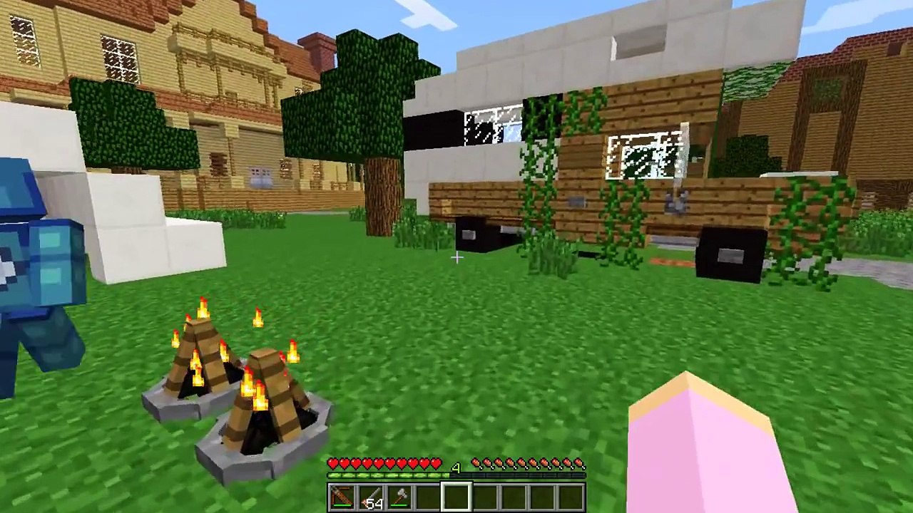 Minecraft - THE WALKING DEAD : LITTLE KELLY CAPTURED BY ZOMBIES?!