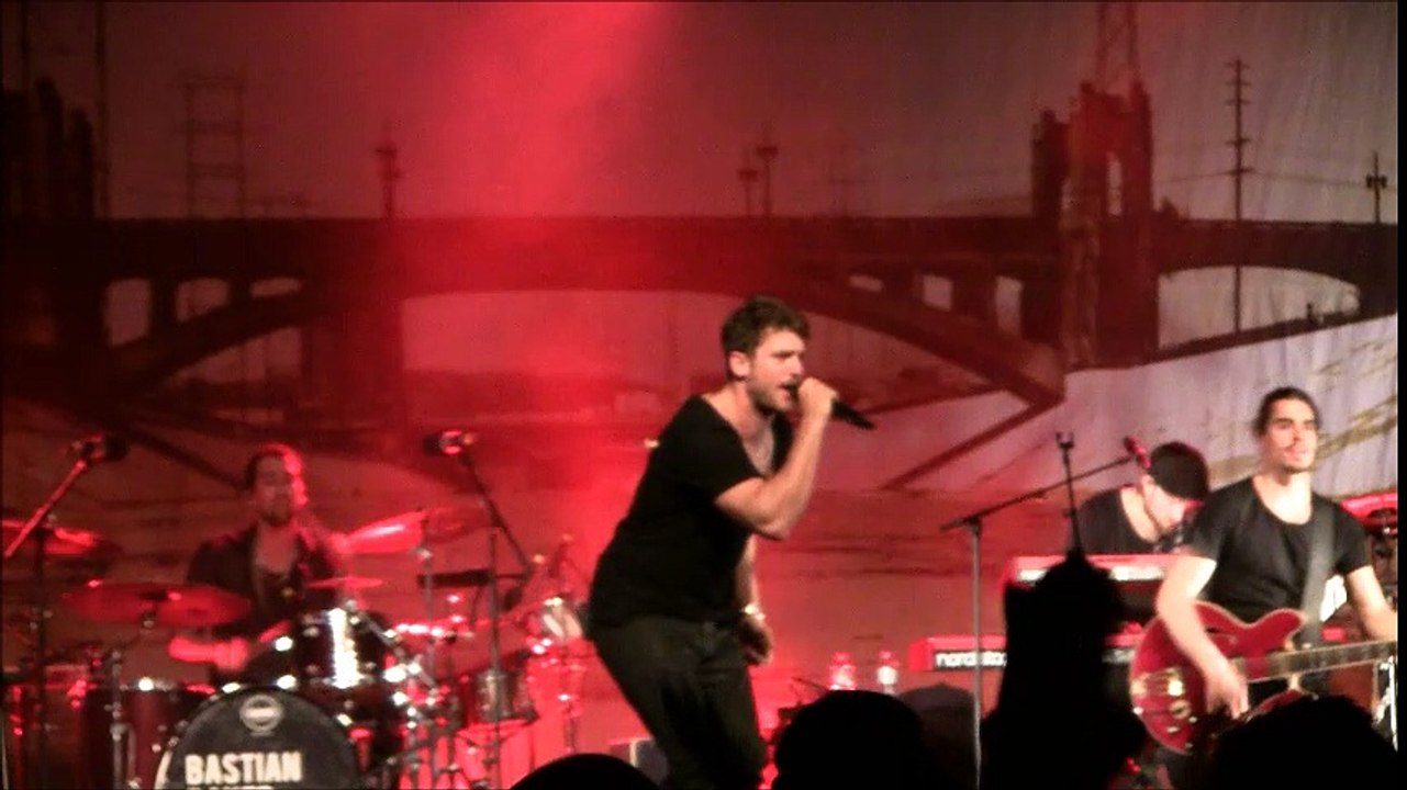 Never In Your Town - Bastian Baker - X-Tra Zürich 19.03.2016