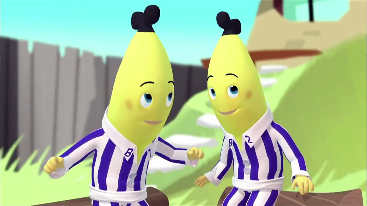 Topsy shows the bananas her special talent